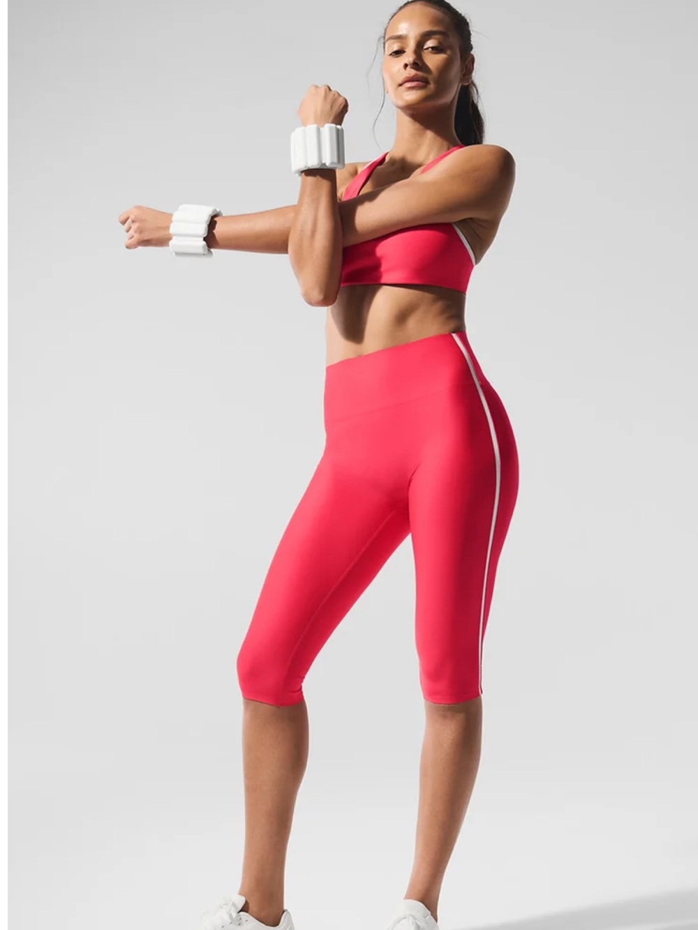 EUC Alo Yoga Super Sleek Contrast Bra & Capri SET Candy Red White XS S